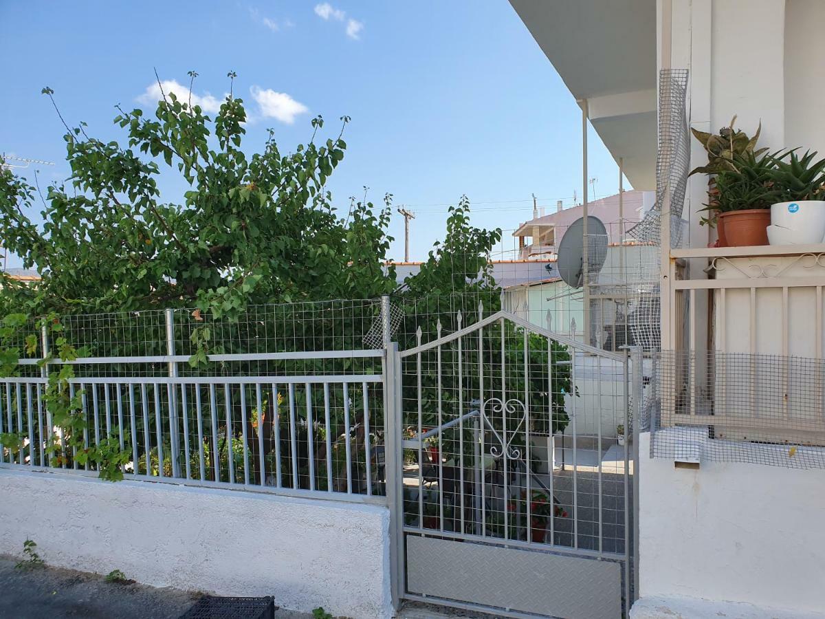 Anastasia' S Guest House Neos Marmaras Exterior foto