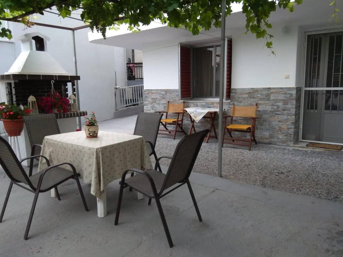 Anastasia' S Guest House Neos Marmaras Exterior foto